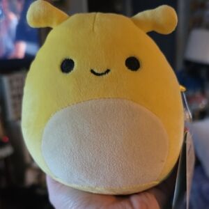 Squishmallows Yellow Bee Zarina Plush